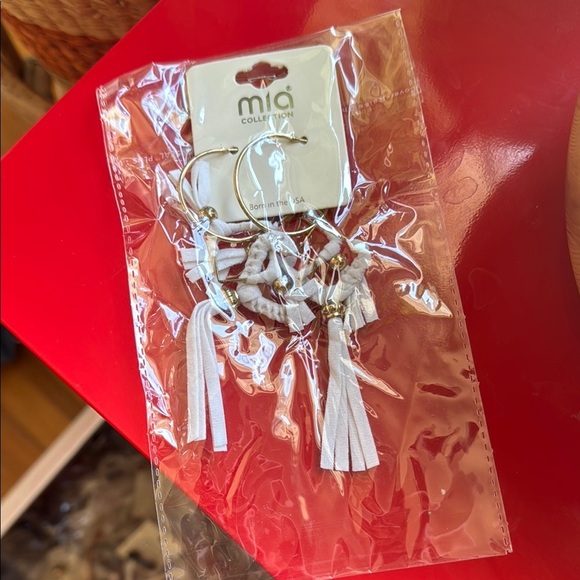 Mia Collection White Gold Western Boho Tassel Costume Hoop Earrings - Picture 2 of 4